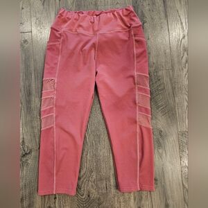 S/M Dark Pink Athletic‎ Leggings Mesh Cutouts Side Pockets Athleisure Spring